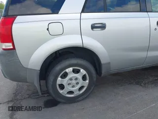 2004 Saturn VUE z VIN 5GZCZ33DX4S891748, wystawiony jako IAAI lot #41983425 z przebiegiem 187 754 mil mil oraz . Historia ofert i sprzedaży dostępna na DreamBid. Obrazek 6.