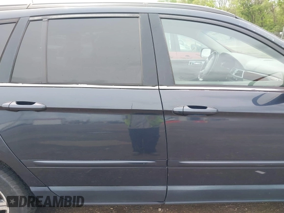2007 Chrysler Pacifica Touring with VIN 2A8GM68X07R142302, listed as a IAAI auction lot 42140680 with 134,049 mi miles and . Bid and sale history available at DreamBid. Image 13.