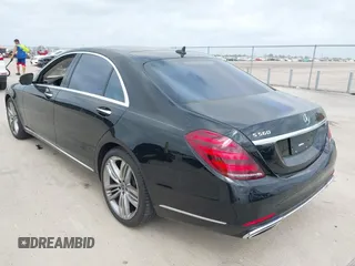 2018 Mercedes-Benz S 560 z VIN WDDUG8DB0JA389005, wystawiony jako IAAI lot #41939490 z przebiegiem 30 611 mil mil oraz . Historia ofert i sprzedaży dostępna na DreamBid. Obrazek 3.