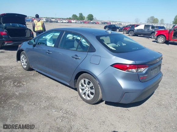 2024 Toyota Corolla LE with VIN 5YFB4MDE2RP088630, listed as a IAAI auction lot 41974605 with 40,654 mi miles. Bid and sale history available at carsss.com. Image 3.