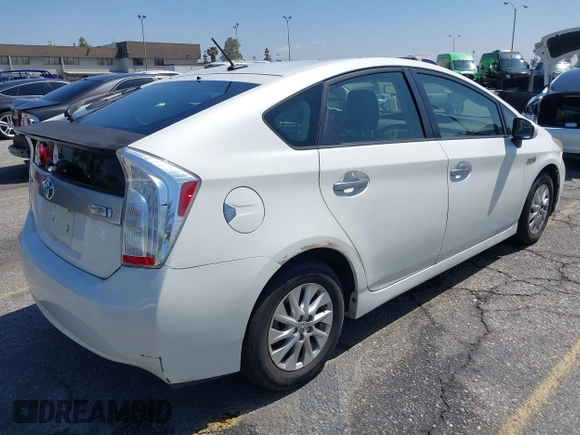 2013 Toyota Prius with VIN JTDKN3DPXD3035457, listed as a IAAI auction lot 42192621 with 153,685 mi miles and . Bid and sale history available at DreamBid. Image 4.