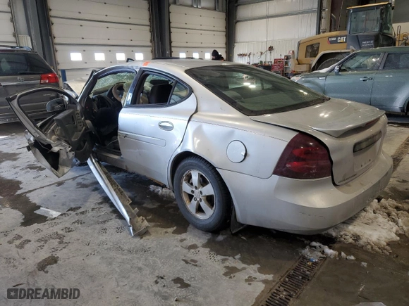 2005 Pontiac Grand Prix with VIN 2G2WP522551226052, listed as a Copart auction lot 45651685 with 0 miles and Clean Title. Bid and sale history available at carsss.com. Image 2.