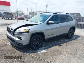 2016 Jeep Cherokee Latitude with VIN 1C4PJLCB3GW176901, listed as a IAAI auction lot 42019983 with 141,104 mi miles and . Bid and sale history available at DreamBid. Image 18.