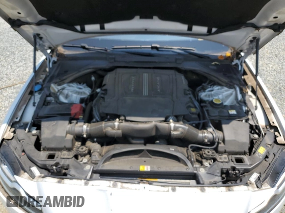 2016 Jaguar XF 35t Premium with VIN SAJBD4BV0GCY09358, listed as a Copart auction lot 62631775 with 44,722 mi miles and Salvage title. Bid and sale history available at DreamBid. Image 11.