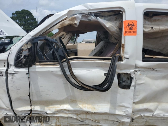 2013 Ford F-250 XL with VIN 1FT7W2B60DEA55468, listed as a Copart auction lot 54535265 with 391,803 mi miles and Salvage title. Bid and sale history available at DreamBid. Image 7.