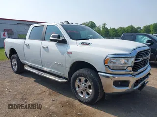 2019 Ram 2500 Big Horn with VIN 3C6UR5DJ1KG570506, listed as a IAAI auction lot 42372500 with 76,161 mi miles and . Bid and sale history available at DreamBid. Image 1.