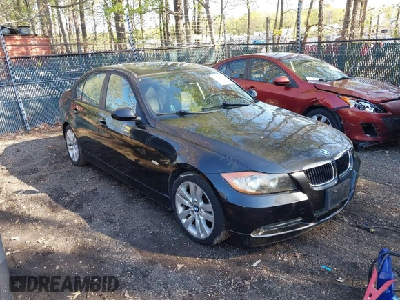 2006 BMW 3 Series 325i with VIN WBAVB13546KR57268, listed as a IAAI auction lot 42002464 with 210,663 mi miles. Bid and sale history available at carsss.com. Image 1.