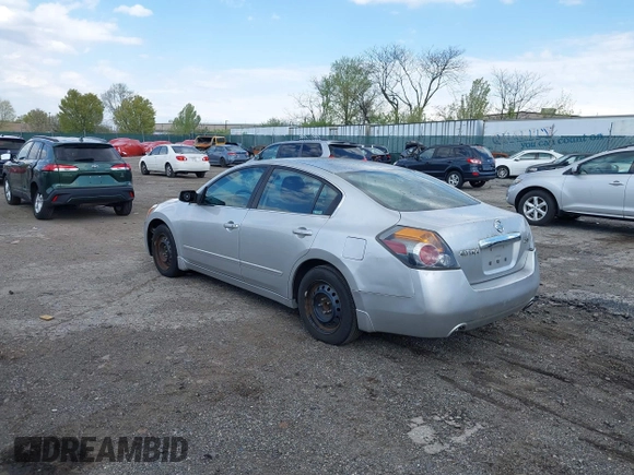 2010 Nissan Altima 2.5 S with VIN 1N4AL2AP0AN428468, listed as a IAAI auction lot 42052322 with 136,378 mi miles. Bid and sale history available at carsss.com. Image 3.