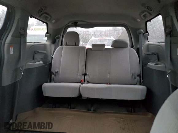 2016 Toyota Sienna LE with VIN 5TDJK3DC4GS133341, listed as a Copart auction lot 83660134 with 133,700 mi miles and Salvage Title. Bid and sale history available at carsss.com. Image 10.