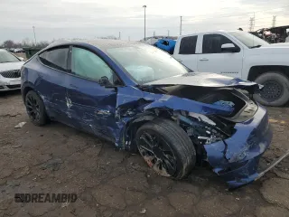 2020 Tesla Model Y Long Range with VIN 5YJYGDEE6LF024397, listed as a Copart auction lot 46519605 with 81,236 mi miles and Non Repairable. Bid and sale history available at DreamBid. Image 4.