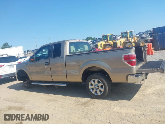 2013 Ford F-150 XL with VIN 1FTEX1CMXDFC62133, listed as a IAAI auction lot 42567537 with 132,668 mi miles and . Bid and sale history available at DreamBid. Image 14.