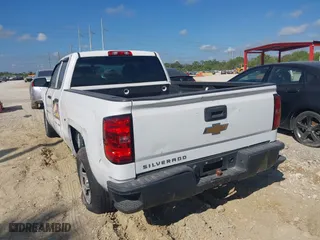 2015 Chevrolet Silverado 1500 LS with VIN 1GCRCPEH5FZ261814, listed as a IAAI auction lot 41416944 with 152,026 mi miles. Bid and sale history available at carsss.com. Image 3.
