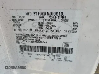 2007 Ford F-150 XL с VIN 1FTPX12597KD10042, выставлен на аукционе Copart как лот 63310985 с пробегом 80 729 миль миль и Списание • Salvage title. История ставок и продаж доступна на DreamBid. Изображение 12.