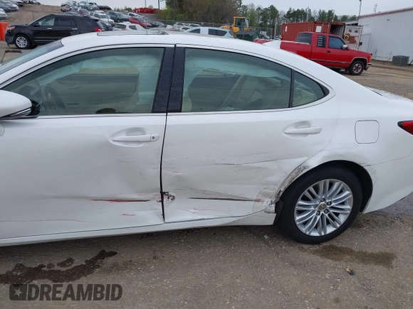 2015 Lexus ES 330 with VIN JTHBK1GGXF2209513, listed as a IAAI auction lot 41910570 with 141,084 mi miles and . Bid and sale history available at DreamBid. Image 6.