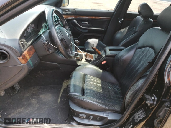 2003 BMW M5 z VIN WBSDE93473CF92968, wystawiony jako Copart lot #62267784 z przebiegiem Nie podano mil oraz Szkody całkowita. Historia ofert i sprzedaży dostępna na DreamBid. Obrazek 7.