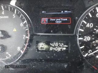 2015 Nissan Altima SL with VIN 1N4AL3AP3FN339653, listed as a IAAI auction lot 41813072 with 42,872 mi miles and . Bid and sale history available at DreamBid. Image 7.