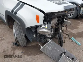 2021 Jeep Renegade Islander z VIN ZACNJDBB4MPM59392, wystawiony jako IAAI lot #41833423 z przebiegiem 16 202 mil mil oraz . Historia ofert i sprzedaży dostępna na DreamBid. Obrazek 6.