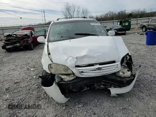 2002 Kia Sedona LX with VIN KNDUP131326320226, listed as a Copart auction lot 42018795 with 178,935 mi miles and Salvage Title. Bid and sale history available at carsss.com. Image 12.