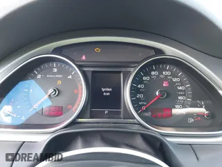 2011 Audi Q7 3.0L TDI Premium Plus with VIN WA1LMAFE0BD010544, listed as a IAAI auction lot 42017211 with 121,644 mi miles. Bid and sale history available at carsss.com. Image 7.