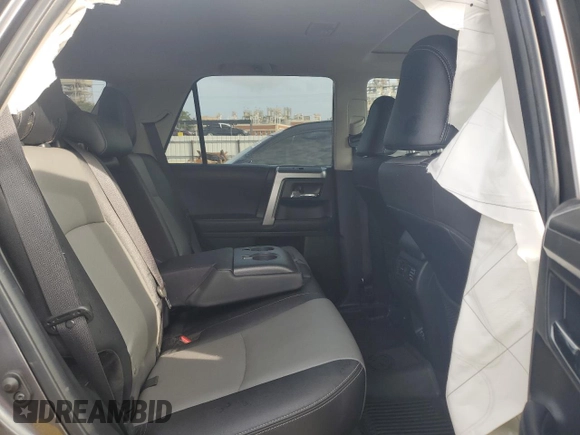 2020 Toyota 4Runner SR5 with VIN JTEBU5JR8L5756184, listed as a Copart auction lot 56204525 with 102,046 mi miles and Salvage title. Bid and sale history available at DreamBid. Image 11.