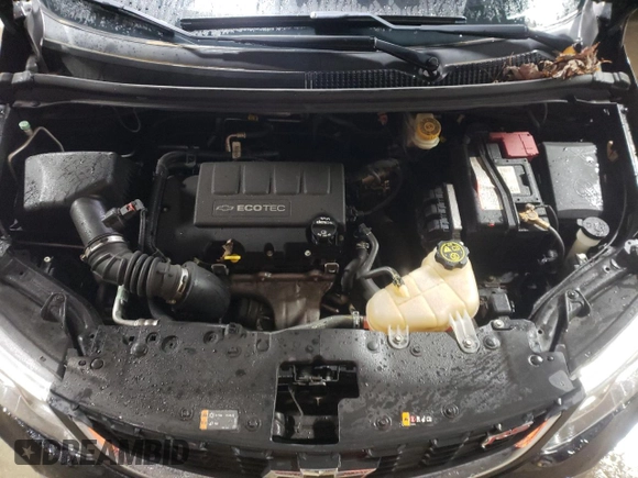 2018 Chevrolet Sonic LT z VIN 1G1JD6SB8J4139628, wystawiony jako Copart lot #84888984 z przebiegiem 81 790 mil mil oraz Szkoda całkowita • Salvage title. Historia ofert i sprzedaży dostępna na DreamBid. Obrazek 11.