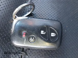 2006 Lexus IS 250 z VIN JTHCK262462004981, wystawiony jako IAAI lot #42242851 z przebiegiem 212 289 mil mil oraz . Historia ofert i sprzedaży dostępna na DreamBid. Obrazek 11.