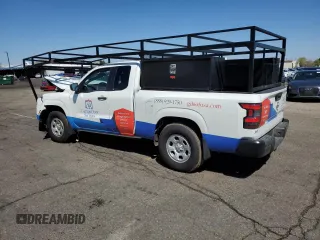 2024 Nissan Frontier S z VIN 1N6ED1CLXRN655690, wystawiony jako Copart lot #89017835 z przebiegiem 2 061 mil mil oraz Szkoda całkowita • Salvage title. Historia ofert i sprzedaży dostępna na DreamBid. Obrazek 2.