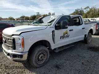 2023 Ford F-250 XL z VIN 1FT8W2BA8PEC30269, wystawiony jako Copart lot #38563784 z przebiegiem 28 989 mil mil oraz Szkoda całkowita • Salvage title. Historia ofert i sprzedaży dostępna na DreamBid. Obrazek 1.