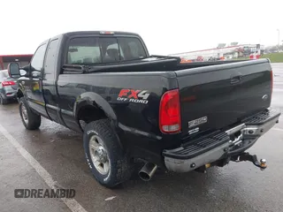 2006 Ford F-250 XL with VIN 1FTSX21P76EC82810, listed as a IAAI auction lot 41890943 with 237,747 mi miles and . Bid and sale history available at DreamBid. Image 3.