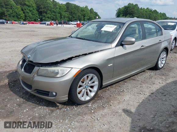2009 BMW 3 Series 328i z VIN WBAPH77559NM47504, wystawiony jako IAAI lot #42474817 z przebiegiem 130 176 mil mil oraz . Historia ofert i sprzedaży dostępna na DreamBid. Obrazek 18.