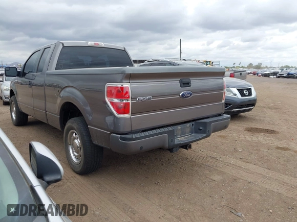 2014 Ford F-150 XL with VIN 1FTFX1ET0EKD77616, listed as a IAAI auction lot 42210217 with 195,715 mi miles and . Bid and sale history available at carsss.com. Image 3.