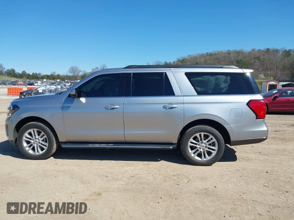 2022 Ford Expedition Max XLT with VIN 1FMJK1JT5NEA54767, listed as a IAAI auction lot 41854627 with 62,057 mi miles and . Bid and sale history available at DreamBid. Image 14.