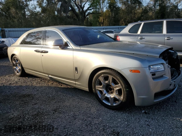 2012 Rolls-Royce Ghost z VIN SCA664L50CUX65544, wystawiony jako Copart lot #45107245 z przebiegiem 49 206 mil mil oraz Szkody całkowita. Historia ofert i sprzedaży dostępna na DreamBid. Obrazek 4.