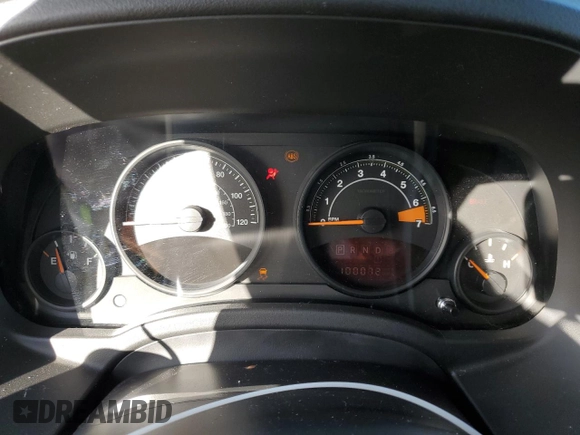 2017 Jeep Compass Sport z VIN 1C4NJCBA3HD147413, wystawiony jako Copart lot #52824965 z przebiegiem 100 072 mil mil oraz Szkoda całkowita • Salvage title. Historia ofert i sprzedaży dostępna na DreamBid. Obrazek 9.