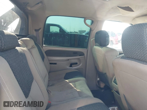 2004 Chevrolet Avalanche Z66 with VIN 3GNEC12T44G143228, listed as a IAAI auction lot 42773621 with 235,336 mi miles and . Bid and sale history available at DreamBid. Image 8.