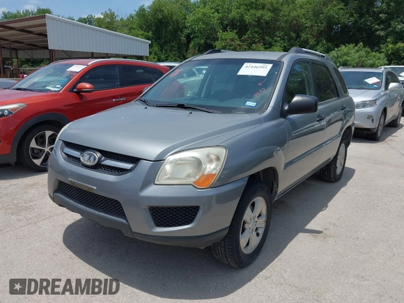 2010 Kia Sportage LX z VIN KNDKG3A40A7710743, wystawiony jako IAAI lot #42446995 z przebiegiem 282 954 mil mil oraz . Historia ofert i sprzedaży dostępna na DreamBid. Obrazek 2.