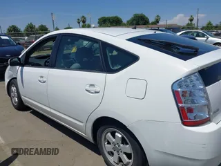 2008 Toyota Prius z VIN JTDKB20U183323310, wystawiony jako IAAI lot #42433329 z przebiegiem 140 100 mil mil oraz . Historia ofert i sprzedaży dostępna na DreamBid. Obrazek 14.