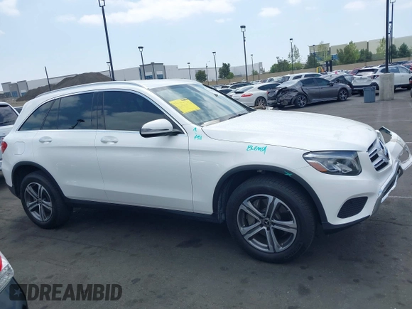 2019 Mercedes-Benz GLC 300 with VIN WDC0G4JB0KF670869, listed as a IAAI auction lot 42106326 with 51,047 mi miles and . Bid and sale history available at DreamBid. Image 13.