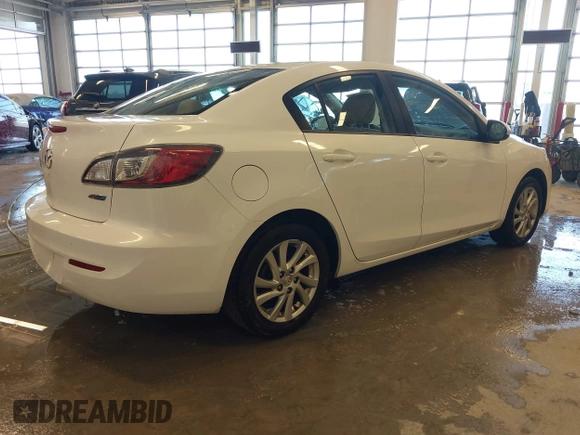 2012 Mazda Mazda3 i Touring with VIN JM1BL1V72C1663712, listed as a IAAI auction lot 41564773 with 181,151 mi miles. Bid and sale history available at carsss.com. Image 4.