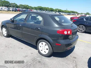 2007 Suzuki Reno z VIN KL5JD66Z17K699726, wystawiony jako IAAI lot #41817099 z przebiegiem 51 278 mil mil oraz . Historia ofert i sprzedaży dostępna na DreamBid. Obrazek 3.