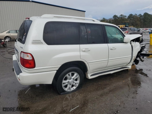 2004 Lexus LX 470 with VIN JTJHT00WX43539242, listed as a Copart auction lot 42938425 with NaN miles and Salvage Title. Bid and sale history available at carsss.com. Image 3.