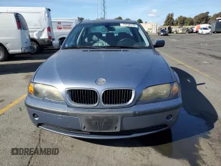 2003 BMW 3 Series 325i with VIN WBAAZ33413PH34071, listed as a Copart auction lot 78756194 with 136,117 mi miles and Clean Title. Bid and sale history available at carsss.com. Image 5.