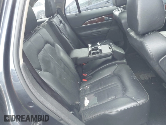 2013 Lincoln MKX z VIN 2LMDJ8JKXDBL40306, wystawiony jako IAAI lot #42163230 z przebiegiem 148 248 mil mil oraz . Historia ofert i sprzedaży dostępna na DreamBid. Obrazek 8.