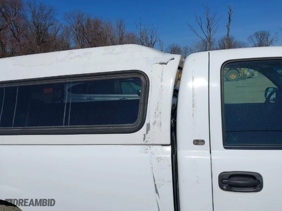 2002 Chevrolet Silverado 1500 with VIN 1GCEC14W62Z172789, listed as a IAAI auction lot 41763471 with 60,134 mi miles. Bid and sale history available at carsss.com. Image 13.