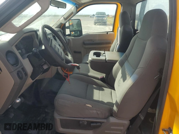2009 Ford F-250 XL with VIN 1FTNF20589EB05848, listed as a Copart auction lot 80844054 with 120,535 mi miles and Salvage title. Bid and sale history available at DreamBid. Image 7.