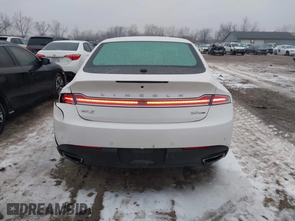 2016 Lincoln MKZ with VIN 3LN6L2G9XGR611001, listed as a IAAI auction lot 41556560 with 95,490 mi miles and . Bid and sale history available at DreamBid. Image 16.