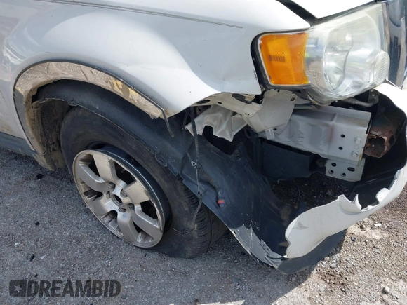 2011 Ford Escape Limited с VIN 1FMCU0EG3BKB23334, выставлен на аукционе IAAI как лот 41883805 с пробегом 201 703 миль миль и . История ставок и продаж доступна на DreamBid. Изображение 6.