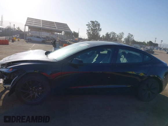 2025 Tesla Model 3 Long Range with VIN 5YJ3E1EB3SF926394, listed as a IAAI auction lot 42249844 with 1,090 mi miles and . Bid and sale history available at DreamBid. Image 15.