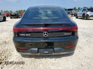 2024 Mercedes-Benz EQS 450 z VIN W1KCG2EB7RA048381, wystawiony jako Copart lot #55484415 z przebiegiem Nie podano mil oraz Szkoda całkowita • Salvage title. Historia ofert i sprzedaży dostępna na DreamBid. Obrazek 6.