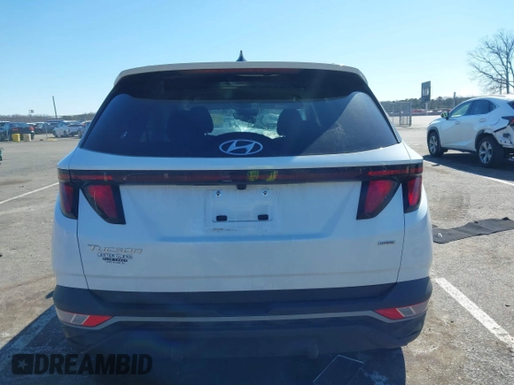2024 Hyundai Tucson SEL with VIN KM8JBCDE6RU285231, listed as a IAAI auction lot 41757409 with 18,319 mi miles and . Bid and sale history available at carsss.com. Image 16.
